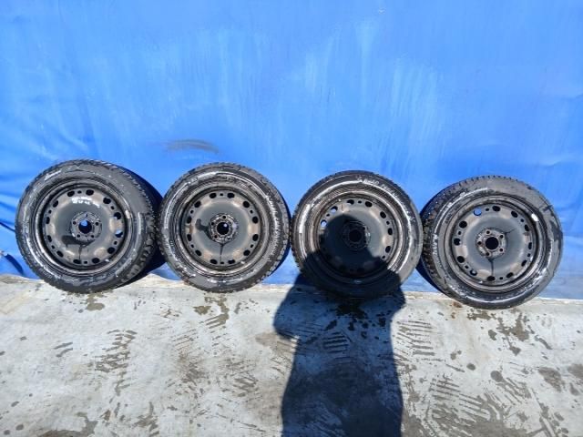 bontott SKODA FABIA II Acélfelni Szett Gumival