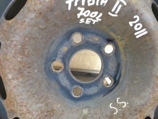 bontott SKODA FABIA II Acélfelni Szett Gumival