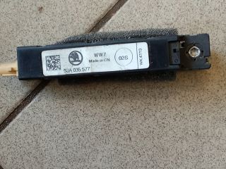 bontott SKODA FABIA II Antenna Erősítő