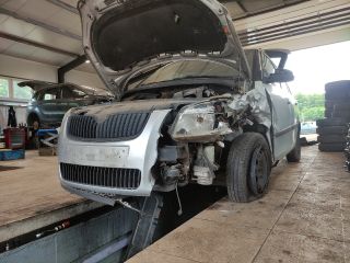 bontott SKODA FABIA II Bal B Oszlop Burkolat