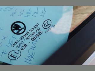 bontott SKODA FABIA II Bal első Ablak