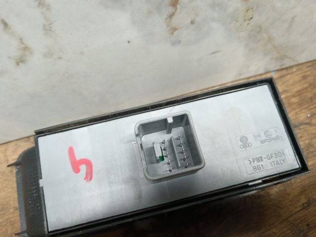 bontott SKODA FABIA II Bal első Ablakemelő Kapcsoló