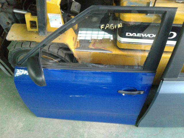 bontott SKODA FABIA II Bal első Ablakemelő Kapcsoló