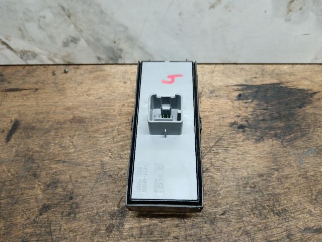 bontott SKODA FABIA II Bal első Ablakemelő Kapcsoló