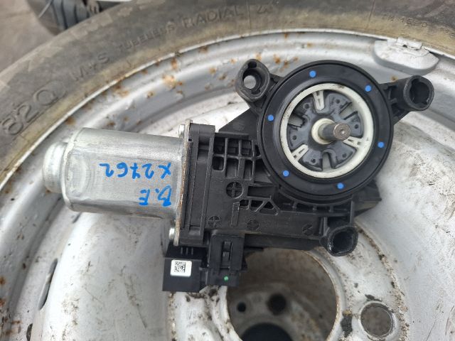 bontott SKODA FABIA II Bal első Ablakemelő Motor