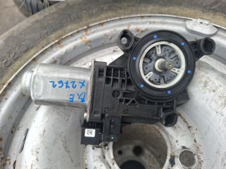 bontott SKODA FABIA II Bal első Ablakemelő Motor