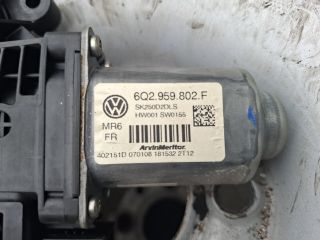 bontott SKODA FABIA II Bal első Ablakemelő Motor