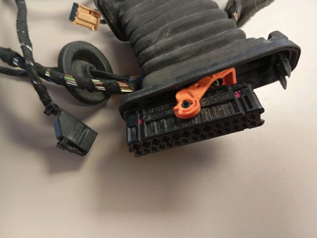 bontott SKODA FABIA II Bal első Ajtó Kábelköteg