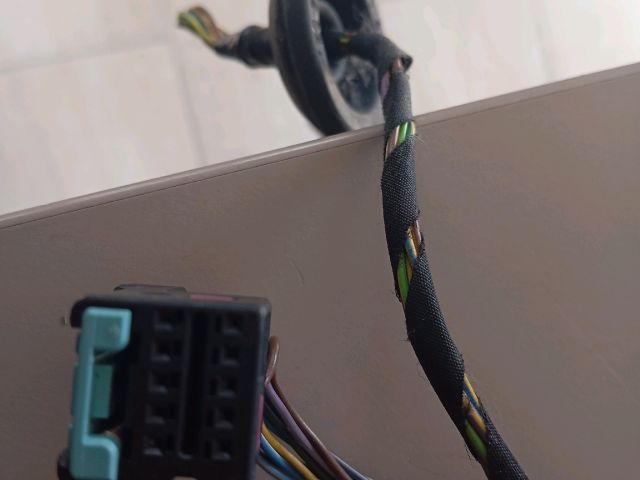 bontott SKODA FABIA II Bal első Ajtó Kábelköteg