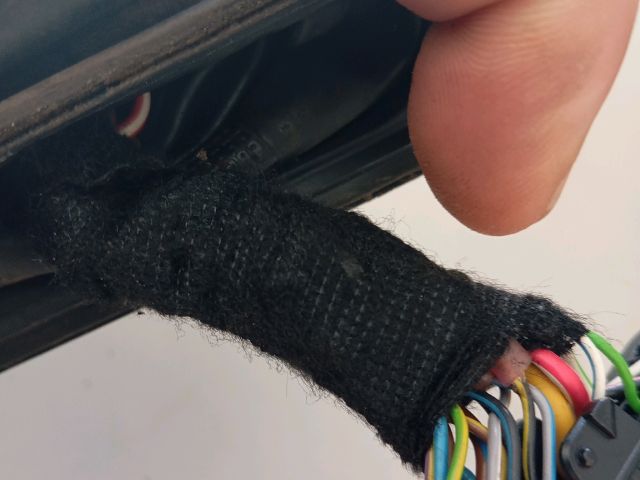 bontott SKODA FABIA II Bal első Ajtó Kábelköteg