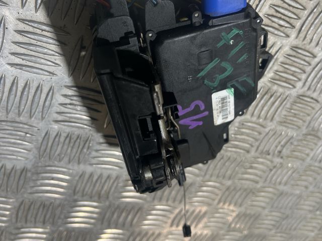 bontott SKODA FABIA II Bal első Ajtózár