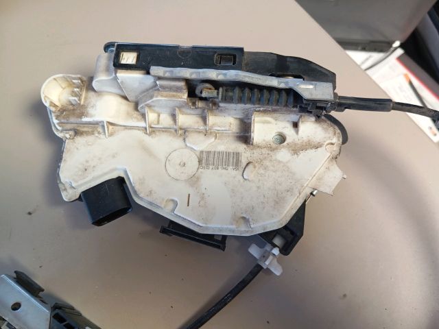 bontott SKODA FABIA II Bal első Ajtózár