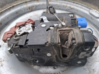 bontott SKODA FABIA II Bal első Ajtózár