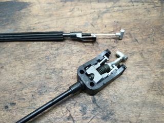 bontott SKODA FABIA II Bal első Ajtózár