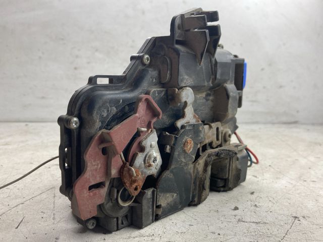 bontott SKODA FABIA II Bal első Ajtózár