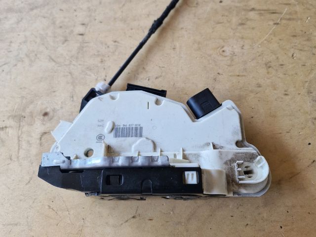 bontott SKODA FABIA II Bal első Ajtózár