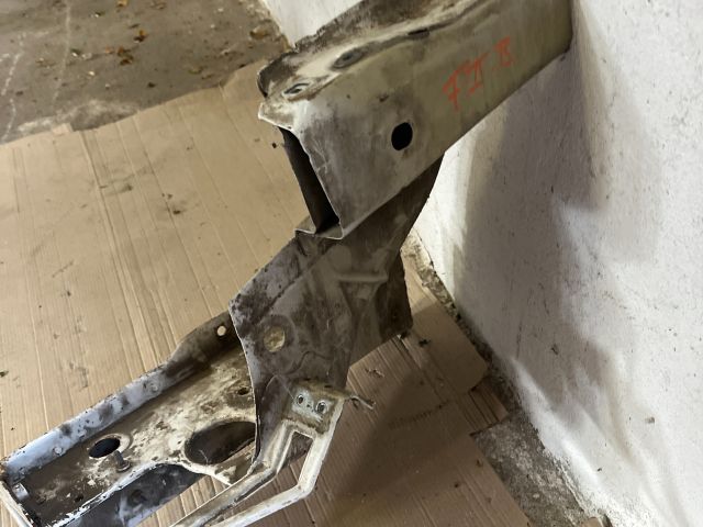 bontott SKODA FABIA II Bal első Hossznyúlvány