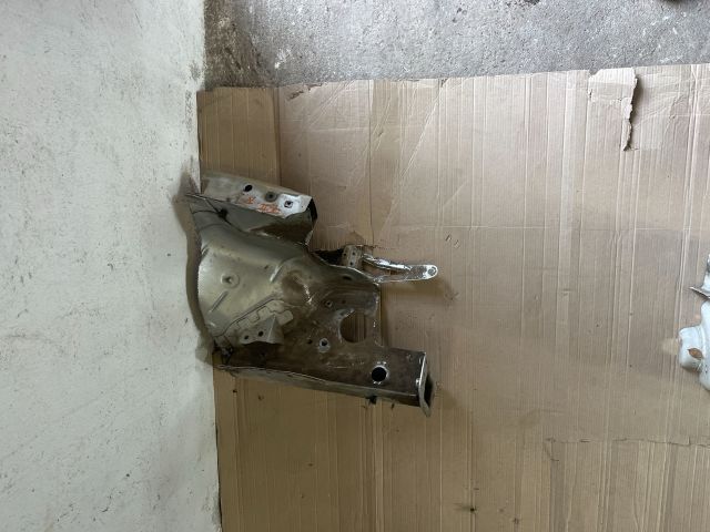 bontott SKODA FABIA II Bal első Hossznyúlvány