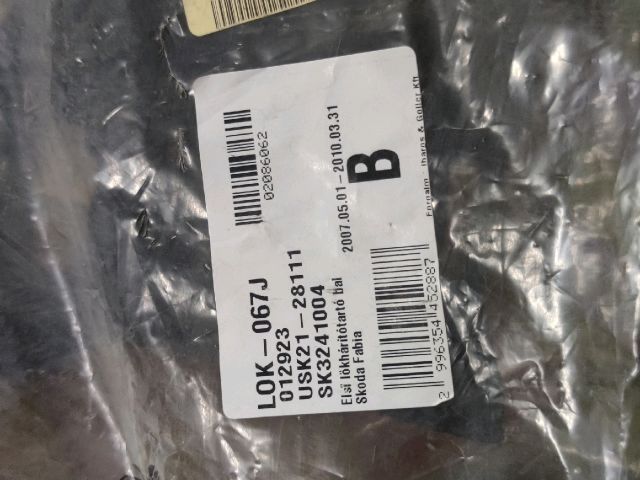 bontott SKODA FABIA II Bal első Lökhárító Tartó (Műanyag)