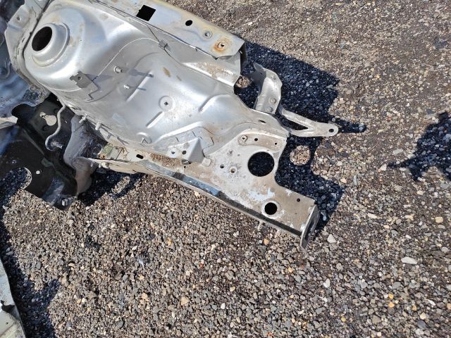 bontott SKODA FABIA II Bal első Negyed Karosszéria Csomag