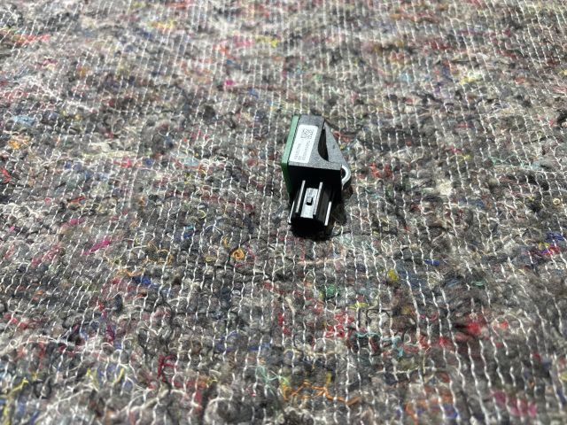 bontott SKODA FABIA II Bal első Oldal Ütközés Érzékelő