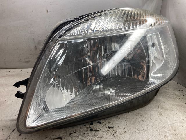 bontott SKODA FABIA II Bal Fényszóró