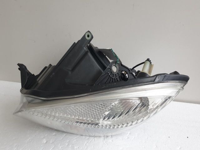 bontott SKODA FABIA II Bal Fényszóró