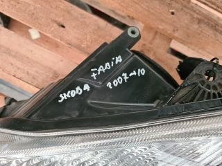 bontott SKODA FABIA II Bal Fényszóró