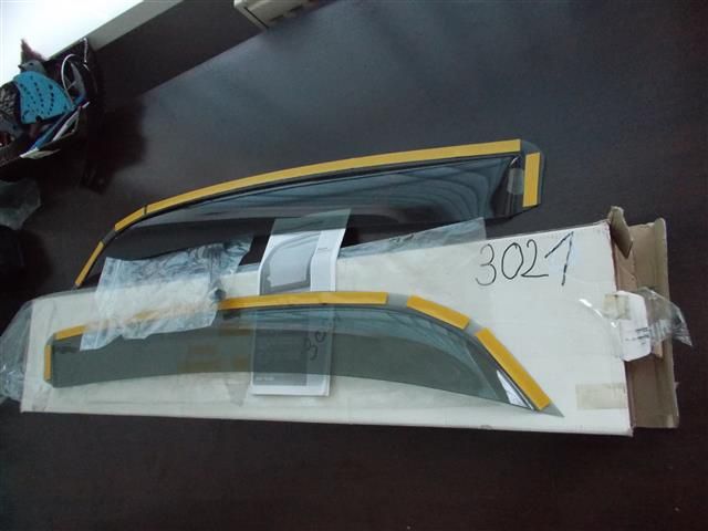 bontott SKODA FABIA II Bal hátsó Ablak Légterelő