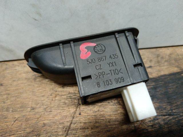 bontott SKODA FABIA II Bal hátsó Ablakemelő Kapcsoló