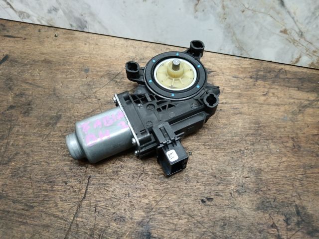 bontott SKODA FABIA II Bal hátsó Ablakemelő Motor