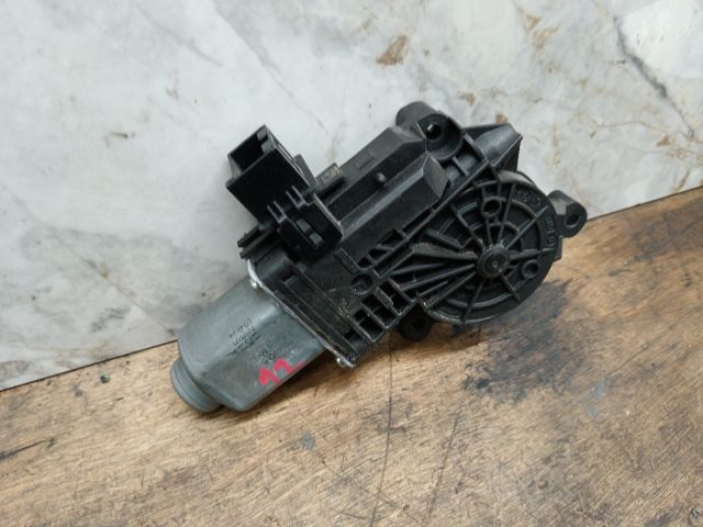 bontott SKODA FABIA II Bal hátsó Ablakemelő Motor