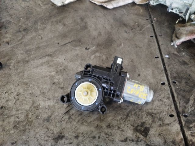 bontott SKODA FABIA II Bal hátsó Ablakemelő Motor