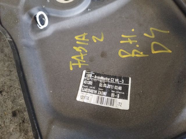 bontott SKODA FABIA II Bal hátsó Ablakemelő Szerkezet (Elektromos)