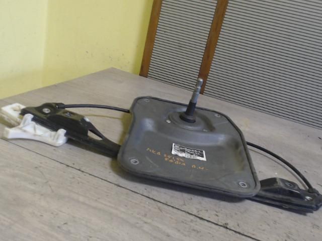 bontott SKODA FABIA II Bal hátsó Ablakemelő Szerkezet (Mechanikus)