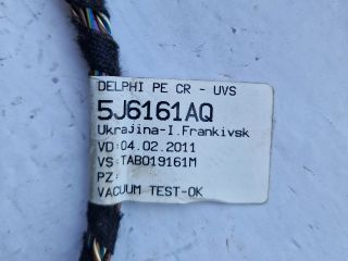 bontott SKODA FABIA II Bal hátsó Ajtó Kábelköteg