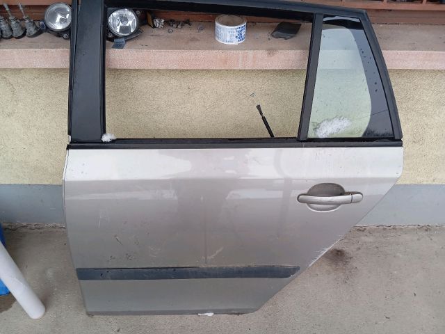 bontott SKODA FABIA II Bal hátsó Ajtó (Részeivel)