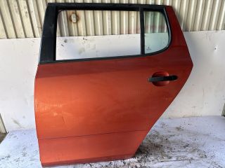 bontott SKODA FABIA II Bal hátsó Ajtó (Részeivel)