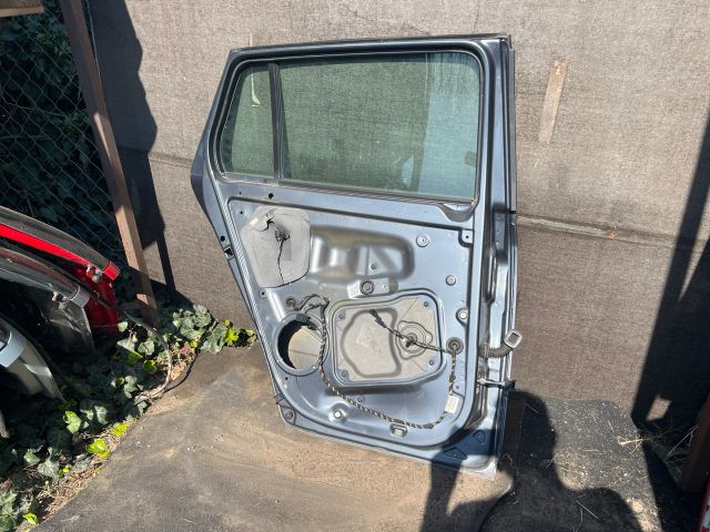 bontott SKODA FABIA II Bal hátsó Ajtó (Üres lemez)