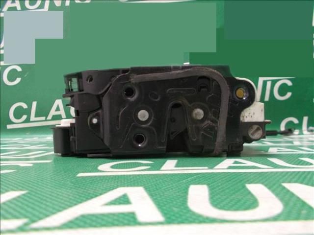 bontott SKODA FABIA II Bal hátsó Ajtózár