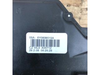 bontott SKODA FABIA II Bal hátsó Ajtózár