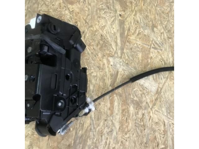 bontott SKODA FABIA II Bal hátsó Ajtózár