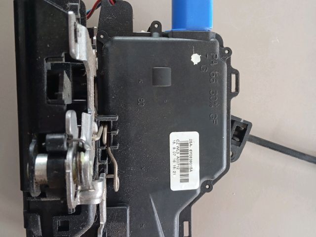 bontott SKODA FABIA II Bal hátsó Ajtózár