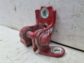 bontott SKODA FABIA II Bal hátsó Alsó Zsanér