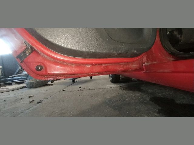 bontott SKODA FABIA II Bal hátsó Alsó Zsanér