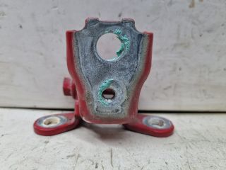 bontott SKODA FABIA II Bal hátsó Alsó Zsanér