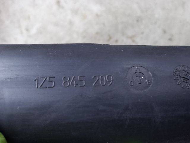 bontott SKODA FABIA II Bal hátsó Fixüveg (Ajtóban)