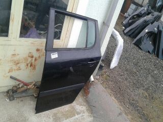 bontott SKODA FABIA II Bal hátsó Fixüveg (Ajtóban)