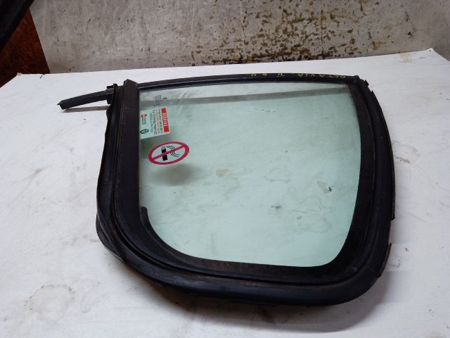 bontott SKODA FABIA II Bal hátsó Fixüveg (Ajtóban)