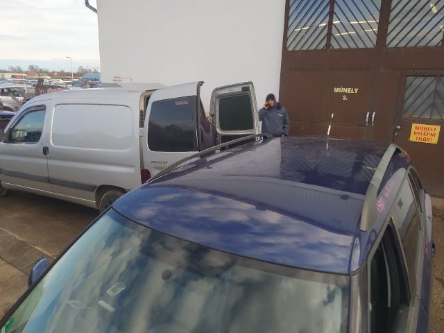 bontott SKODA FABIA II Bal hátsó Gólyaláb (Lengécsillapító, Rugó)